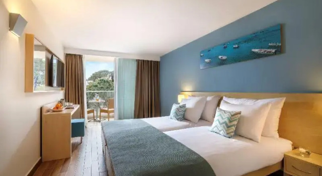 Двухместный номер Standard с балконом Valamar Bellevue Resort - All Inclusive