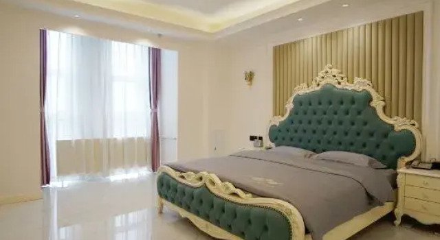 Suite Deluxe See You Business Hotel