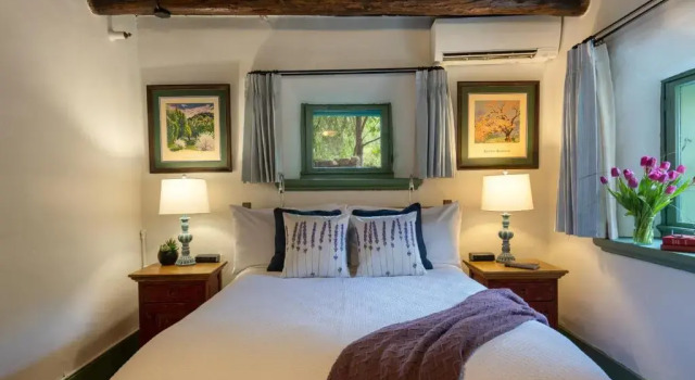 Номер Classic Inn of the Turquoise Bear