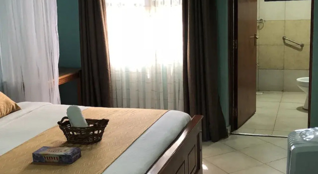 Tiana Court Milimani Kisumu, Rezerwuj Hotel Hotele w Kisumu z parkingiem, Parking