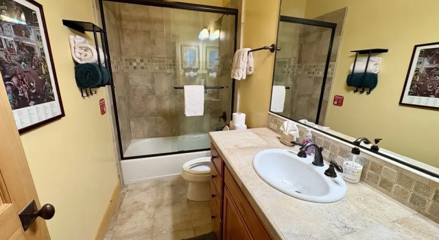 Коттедж Hillside Mountain Creek Haven 4 Bedroom Home