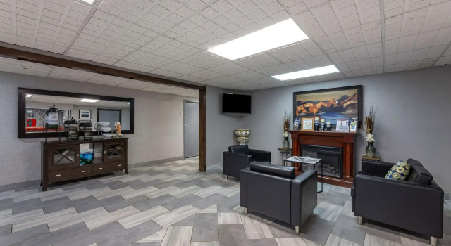 Quality Inn Austintown - Youngstown West, Rezerwuj Hotel Austintown 