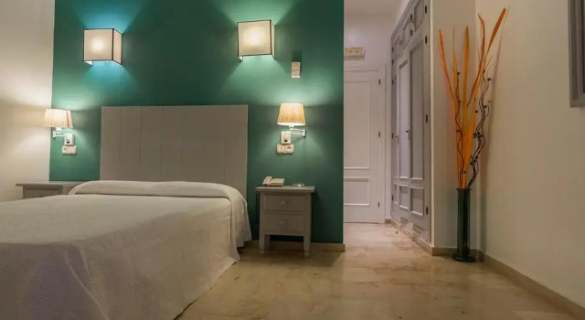 Двухместный номер Standard Hostal Drago