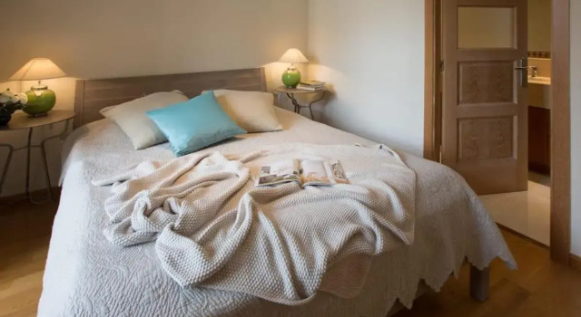 Elegant 3-bedroom Apartment in the Heart of BCN