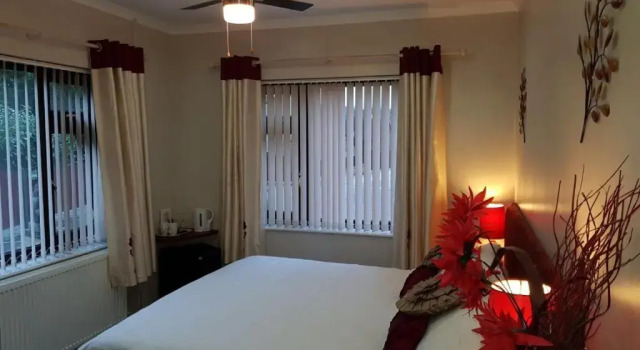 Номер Premium Castle Green Bed and Breakfast