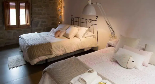 Albellerol Rural, Buchen Sie Hotel Vallfogona de Riucorb 