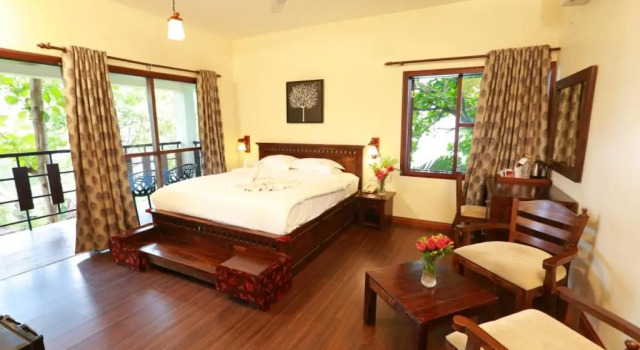 Номер Superior с видом на озеро Deshadan Backwater Resort - The best sunrise view