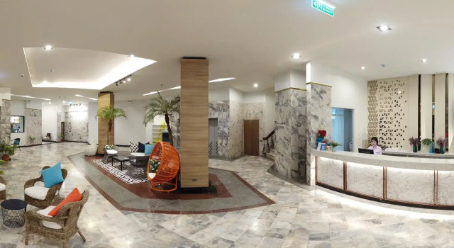 MGRAND, Buchen Sie Hotel Roi Et 
