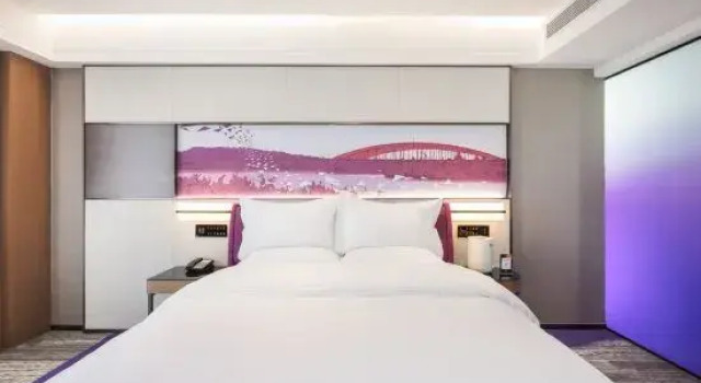 Люкс Business Grand Rezen Hotel Golmud
