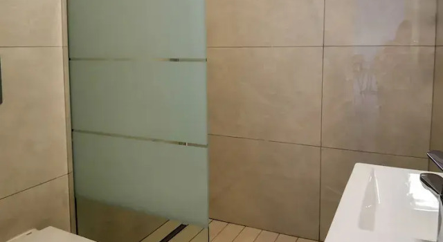 Апартаменты Deluxe Phaedrus Living: Seaside Deluxe Flat Harbour 107