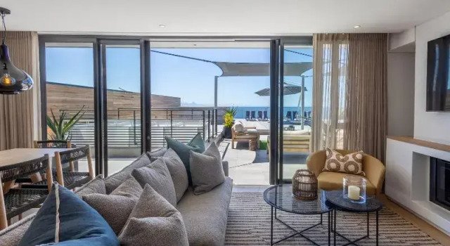 Апартаменты с 3 комнатами с балконом Plett Quarter Apartments