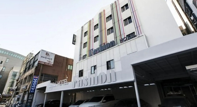 Anyang Hotel Fashion, Забронировать Отель Аньян Кёнгидо, рядом с Колледж при Университете Тэлим