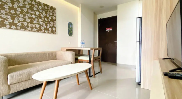 Stunning And Homey 2Br Apartment Mustika Golf Residence