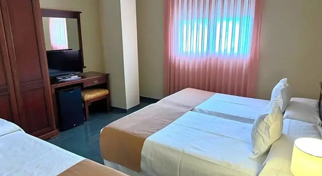 Трёхместный номер Standard Hotel Kazar