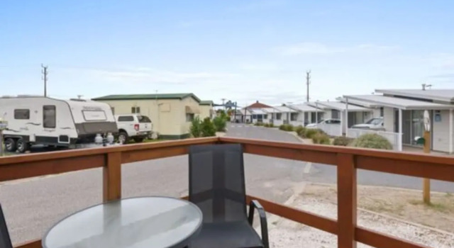 Номер Standard c 1 комнатой с балконом Discovery Parks - Adelaide Beachfront