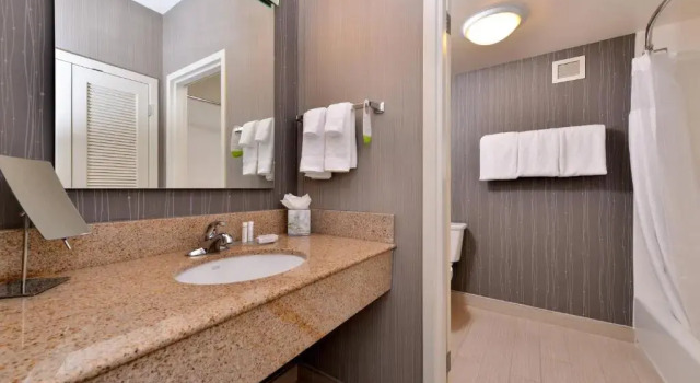 Номер Standard Courtyard by Marriott Dallas Northwest