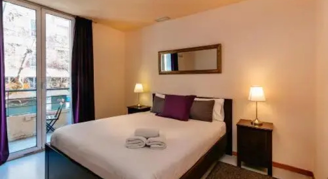 Cozy Apartment Casanova-Eixample, Забронировать Апартаменты/квартира Эшампле Барселона, рядом с Jove Regina Theatre