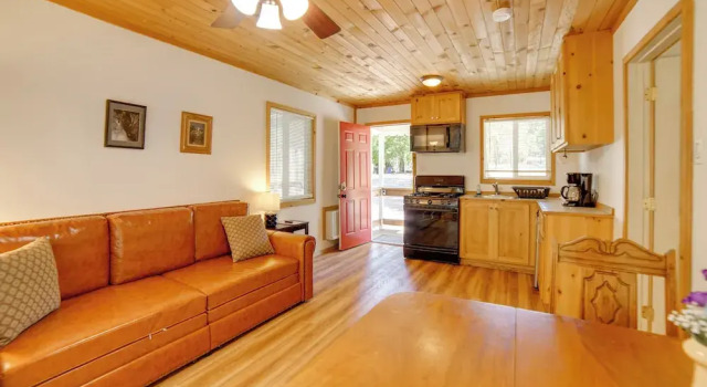 Golf, Hike, Sip Wine: Cobb Mountain Cabin w/ Patio