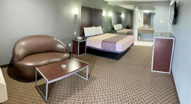 Номер Standard Home Place Inn and Suites-Hobby