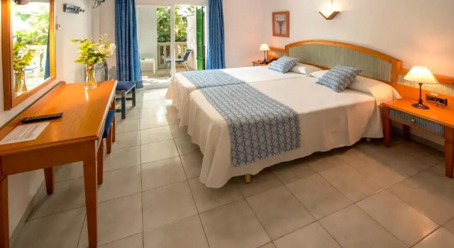Двухместный номер Standard Hotel Martorell by MHR