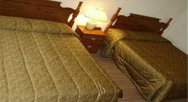 Oberlin Inn, Забронировать Отель Отели Луизиана с парковкой, Парковка