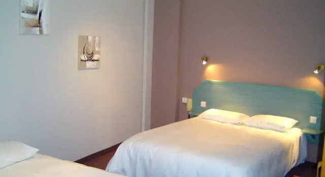 Logis Auberge Lorraine, Rezerwuj Hostel Ban-de-Laveline 