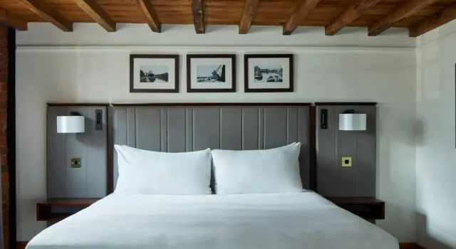 Двухместный номер Standard Manchester Marriott Victoria & Albert Hotel