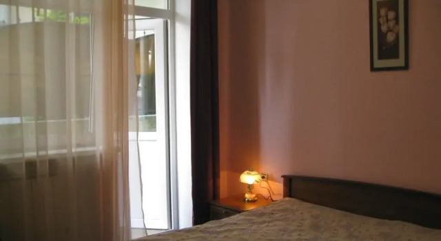 Guest House na Rahmaninova, Забронировать Гостевой дом Отели Сочи с парковкой, рядом с Пляж Радуга, Парковка