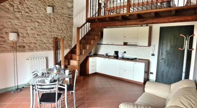 Номер Standard Дуплекс с 2 комнатами The Knight Loft With Pool