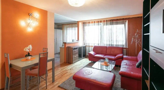 Zentrales Apartment in U-Bahn Nähe & Hauptbahnhof, Rezerwuj Apartament 10. Favoriten Wiedeń, w pobliżu Belvedere 21