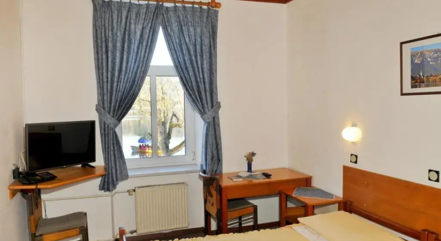 Guest House Mlino, Забронировать Отель Отели Гореньска 3 звезды, 3*