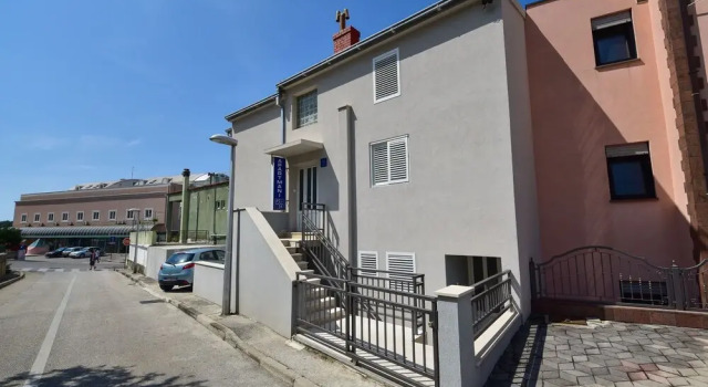 Apartmani Bernarda, Забронировать Апартаменты/квартира Апартаменты Макарска, рядом с Собор Св. Марка, Апартаменты/квартира