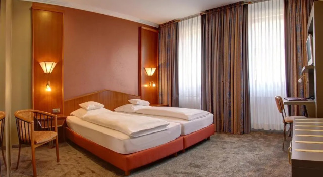 Hotel Im Engel, Забронировать Отель Отели Варендорф с завтраком, Завтраки