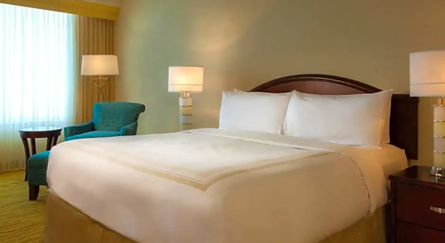 Люкс c 1 комнатой Graduate by Hilton Cincinnati