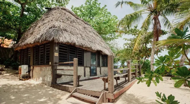 Deluxe Bungalow Beachcomber Island Resort
