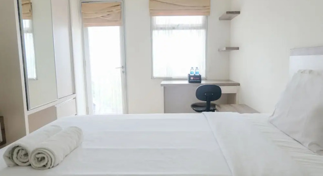Good Deal Studio at Oxford Jatinangor Apartment