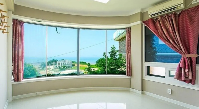 Номер Standard с балконом Byeonsan Dongguerami Pension