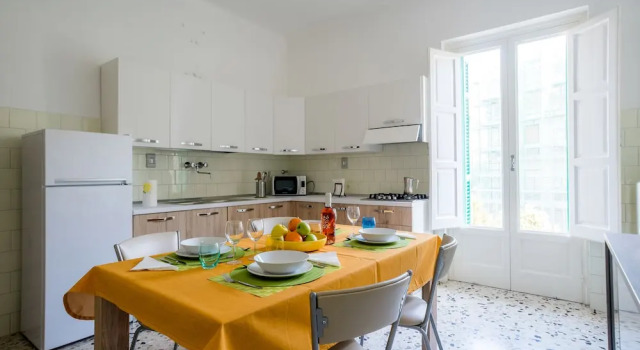 Апартаменты с 3 комнатами с балконом Casa Maria