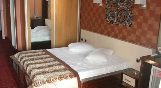 Двухместный номер Standard с балконом и с видом на сад Otel Keskin