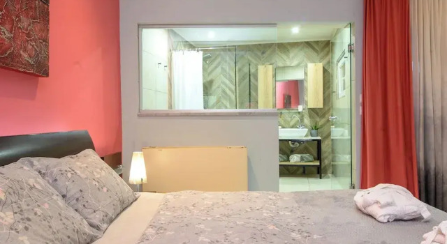 Krousonas Mountain View Suite