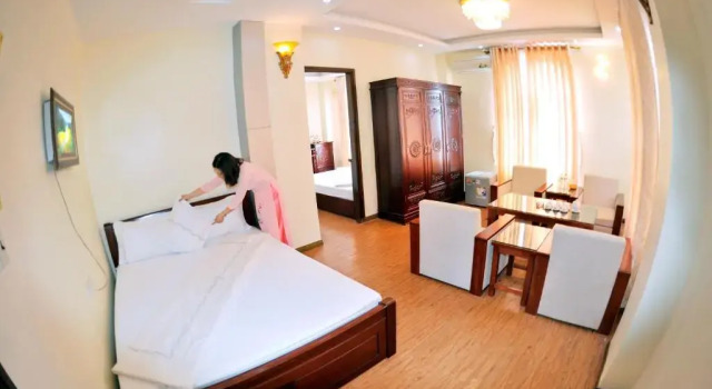 Семейный номер Standard с балконом Thuan Thanh Hotel