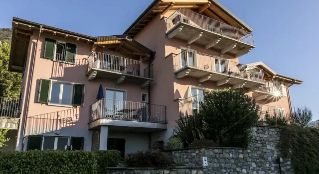 La Collina degli Ulivi, Book Hotel Hotels in Como with a Pool, Swimming Pool