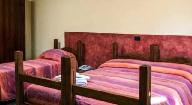 Трёхместный номер Standard с балконом Hotel Theotokos