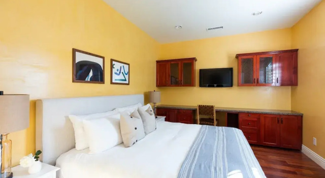 Amarilla by Avantstay Peaceful Paradise w/ Pool, Spa & Theatre Room, Rezerwuj Ośrodek wypoczynkowy La Quinta Coachella Valley