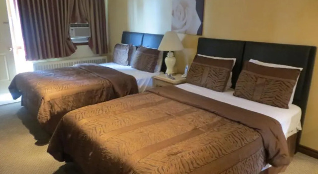 Mayflower Motel, Varaa Motelli Kitchener 