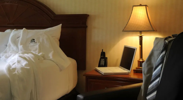 Номер Classic Inn on Long Lake