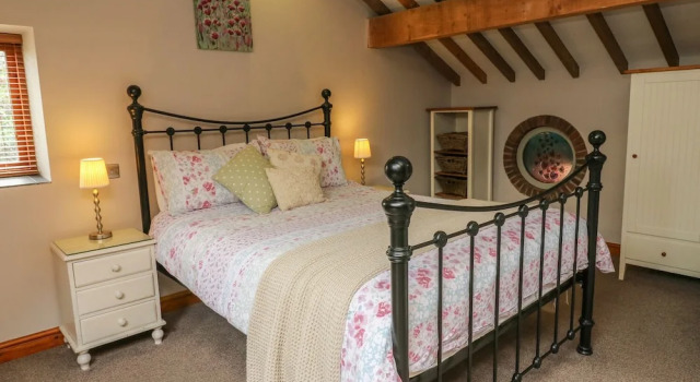 Barn Owl Cottage At Crook Hall Farm