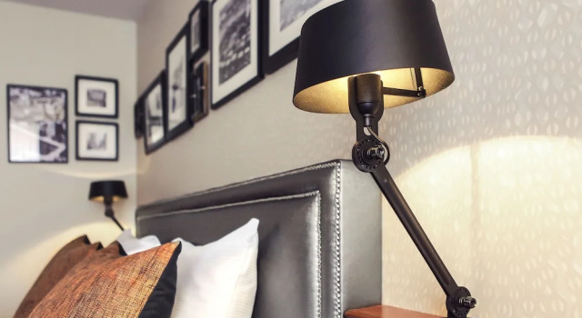 Номер Standard с балконом Carlton Square Hotel