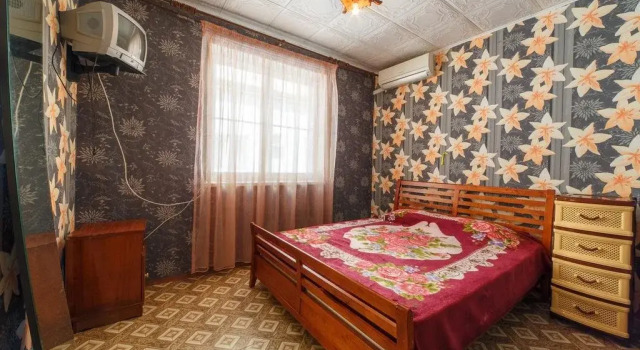 Guest House on Turgeneva, Забронировать Гостевой дом Отели Побережья Анапы с парковкой, Парковка