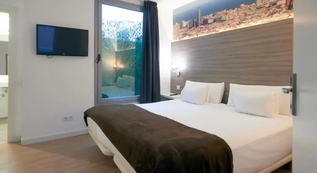 Семейный номер Deluxe Hotel BESTPRICE Diagonal